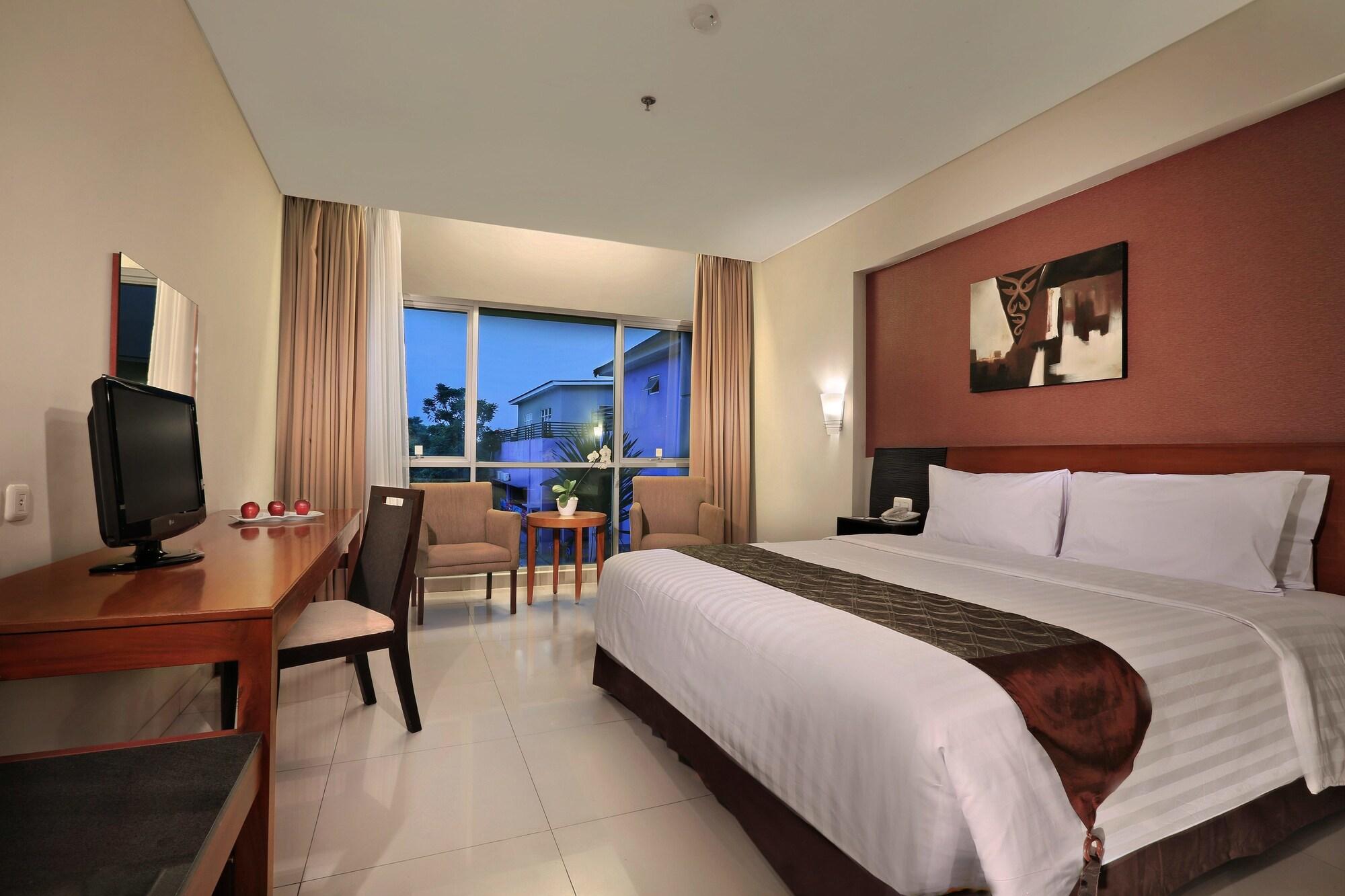 Aston Tanjung City Hotel Ngoại thất bức ảnh