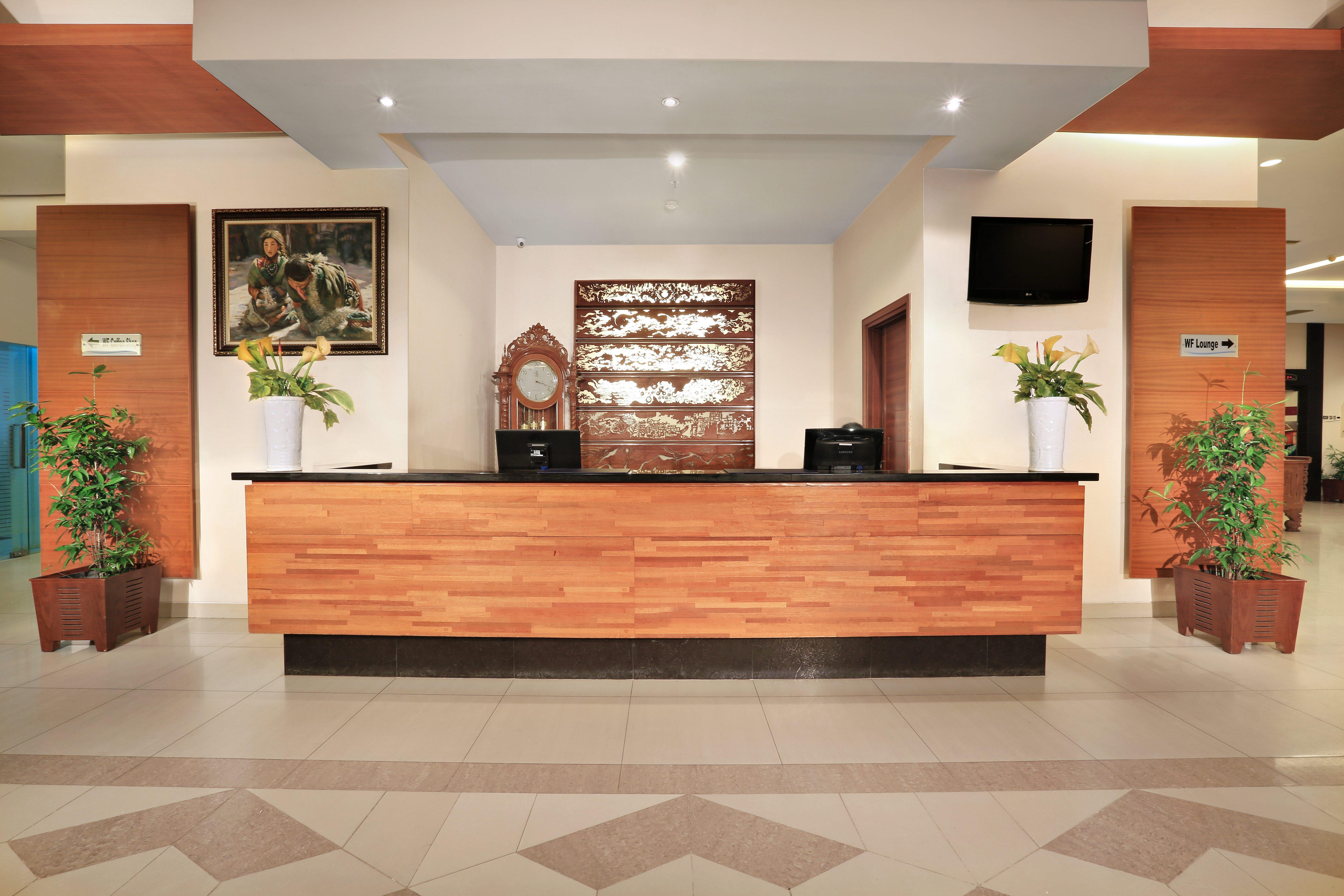 Aston Tanjung City Hotel Ngoại thất bức ảnh